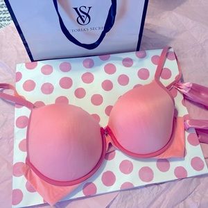 Victoria’s Secret Body By Victoria 34DD